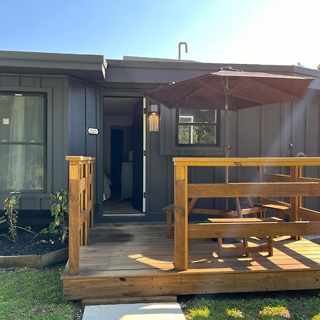 Chalet 239-Boutique Hotel West Dover Bagian luar foto