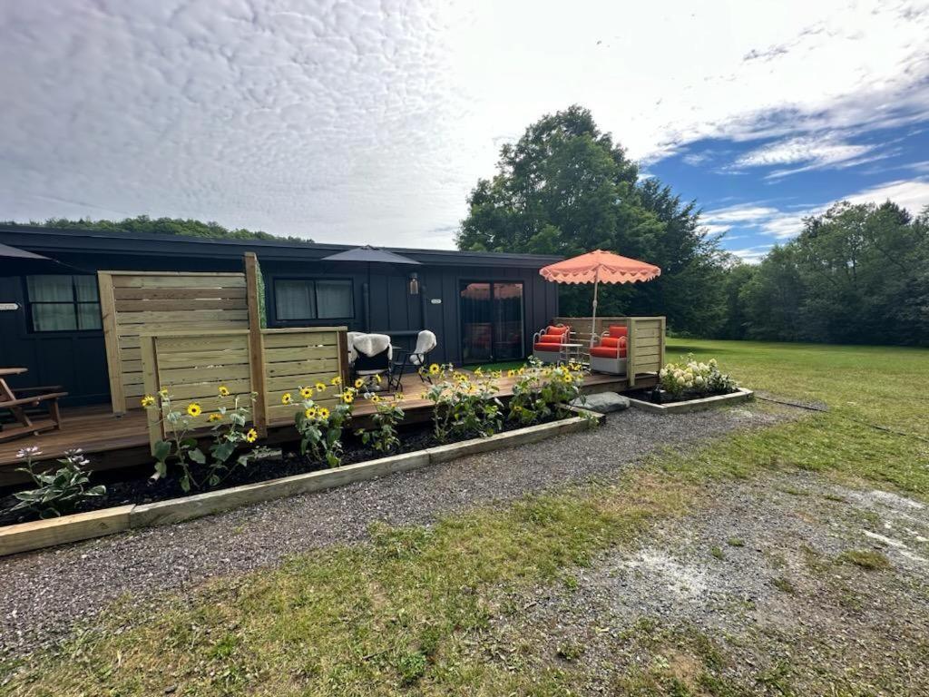 Chalet 239-Boutique Hotel West Dover Bagian luar foto